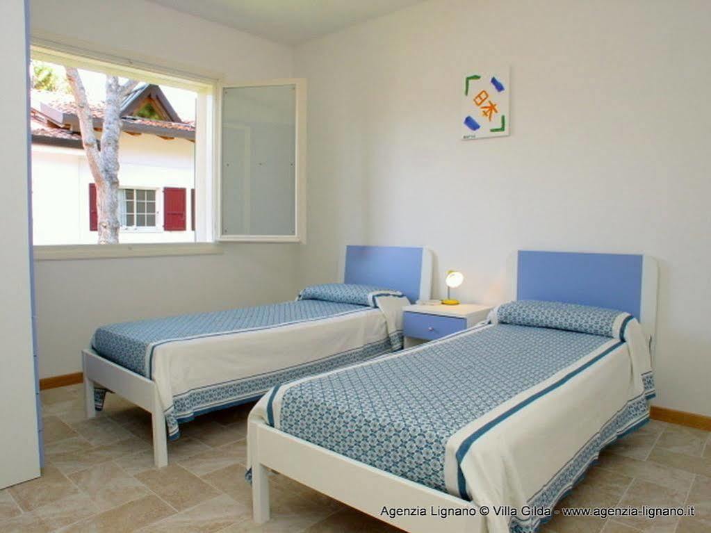 Апартаменты Flat In Lignano Riviera Линьяно-Саббьядоро Экстерьер фото